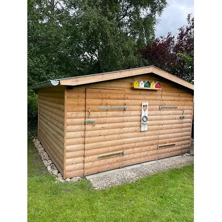 With 3 Bedrooms Böhl